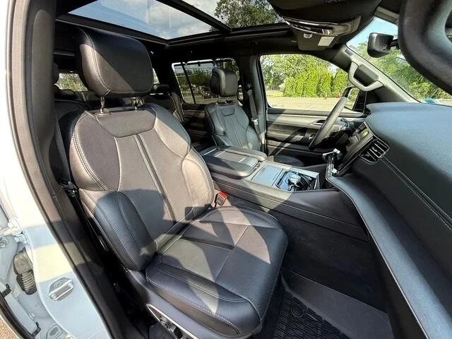 2024 Jeep WS Wagoneer - Image 8 of 21