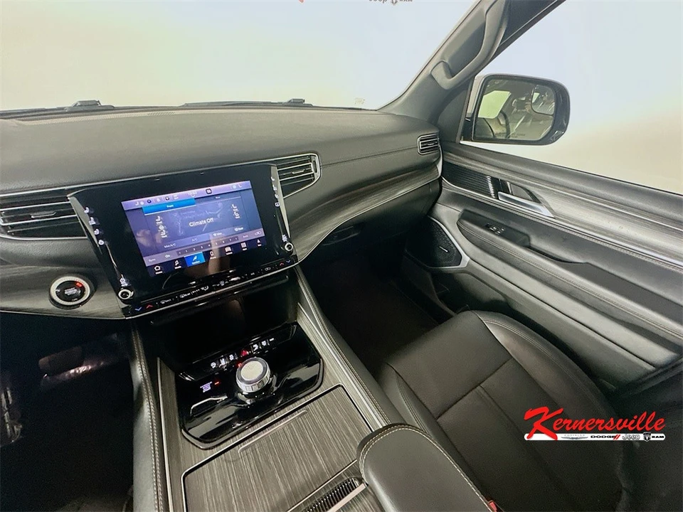 2024 Jeep WS Wagoneer - Image 11 of 21
