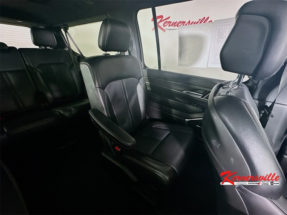 2024 Jeep WS Wagoneer - Image 14 of 21