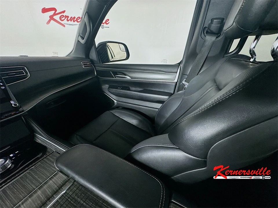 2024 Jeep WS Wagoneer - Image 11 of 21