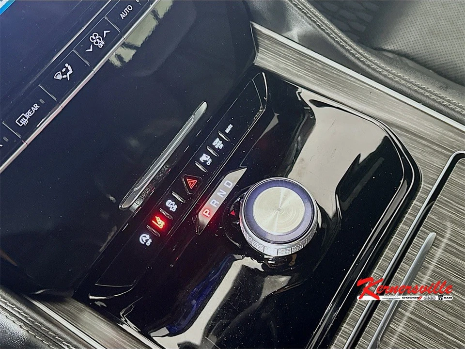 2024 Jeep WS Wagoneer - Image 16 of 21