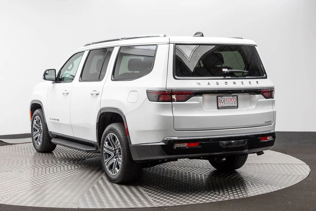 2024 Jeep WS Wagoneer - Image 7 of 12