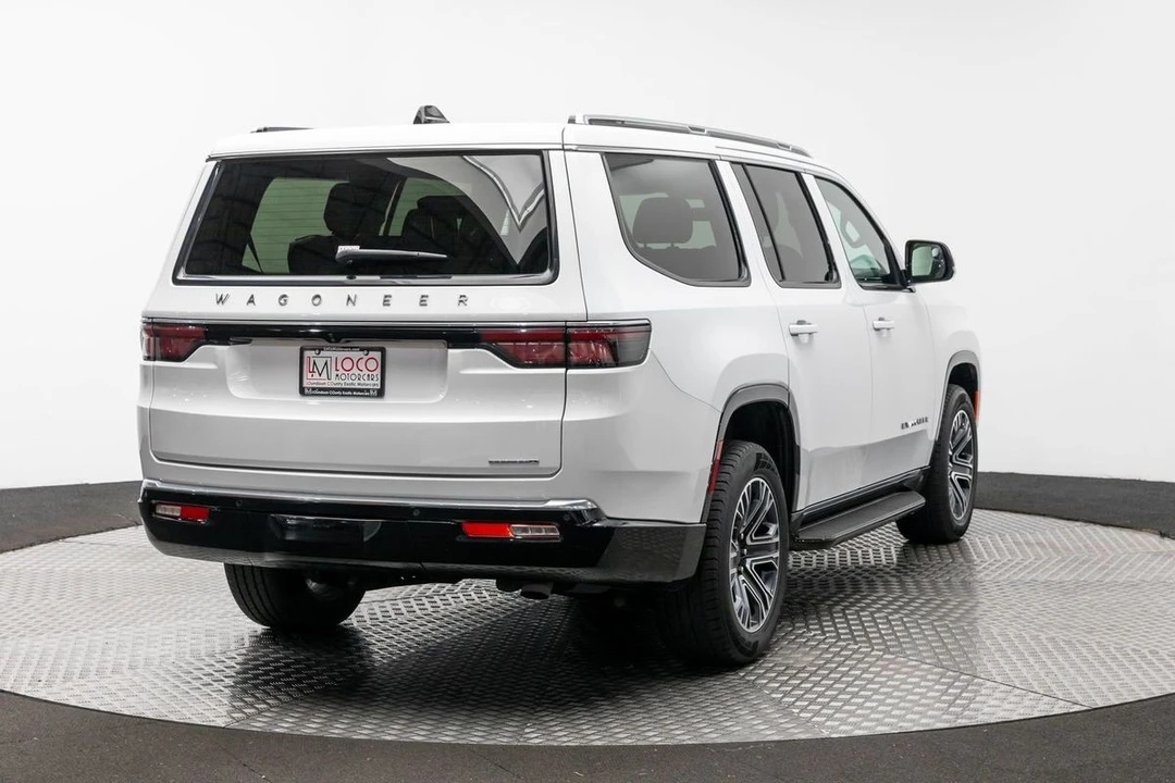 2024 Jeep WS Wagoneer - Image 5 of 12