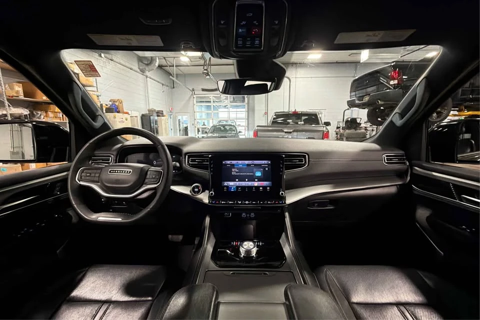 2024 Jeep WS Wagoneer - Image 18 of 20