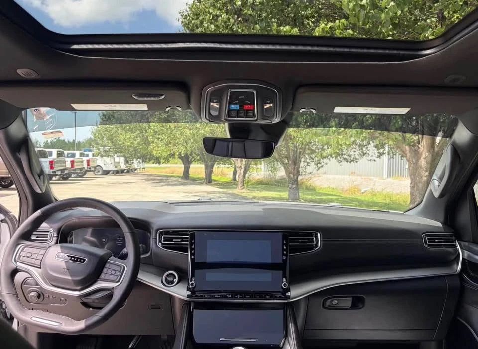 2024 Jeep WS Wagoneer - Image 9 of 12