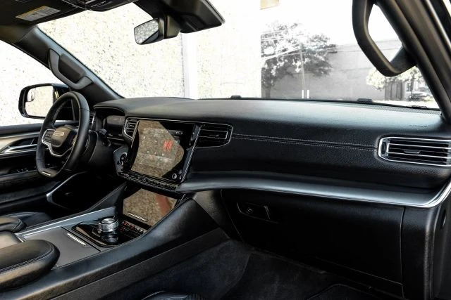 2024 Jeep WS Wagoneer - Image 17 of 21