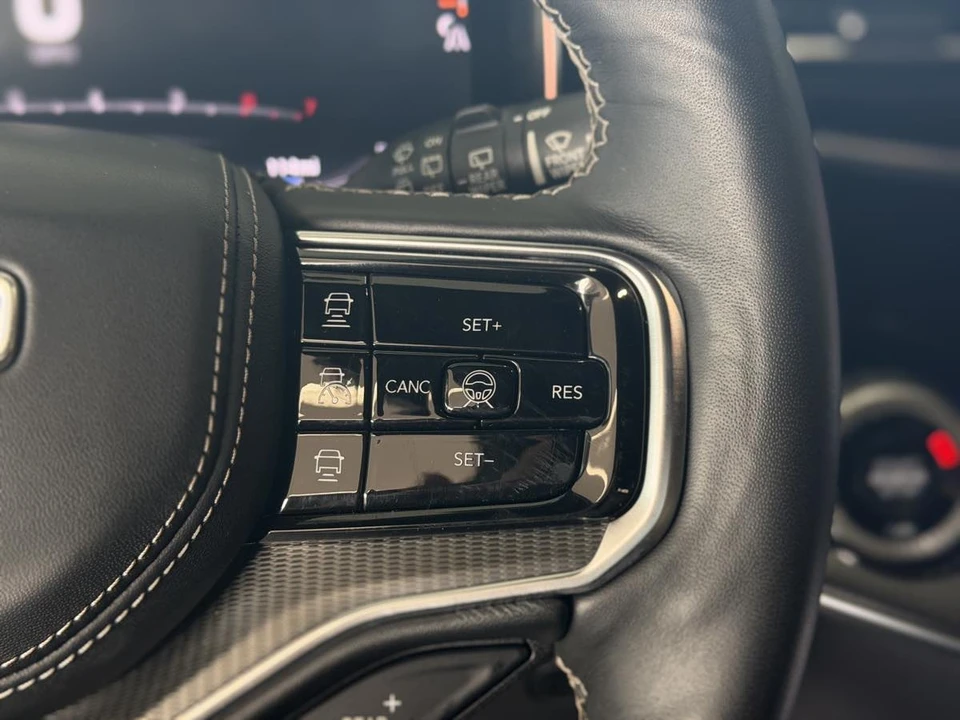 2024 Jeep WS Wagoneer - Image 26 of 31