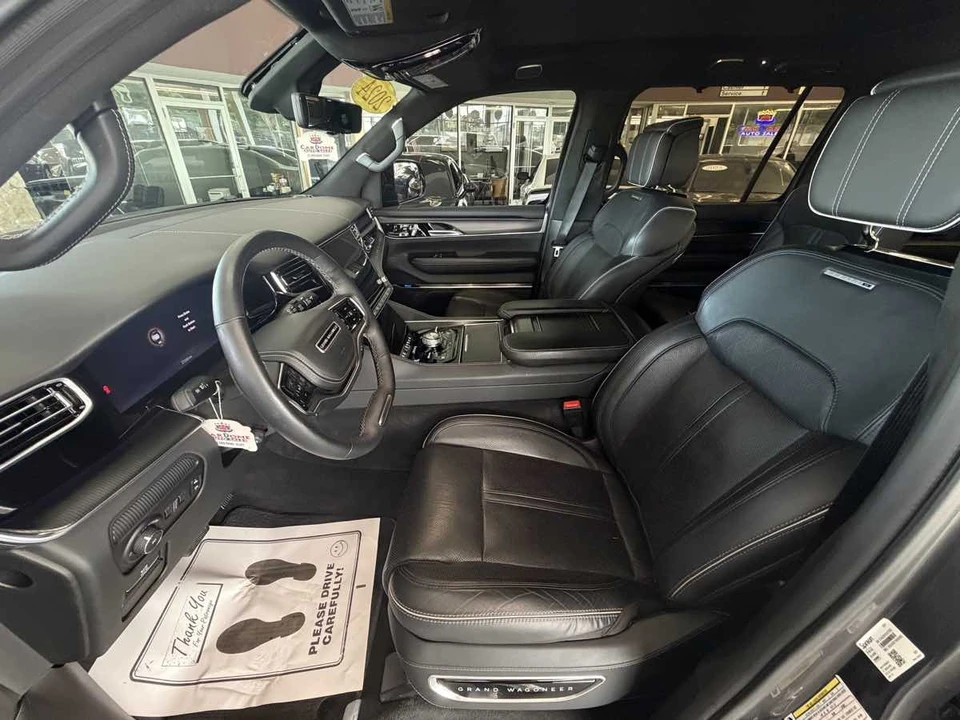 2024 Jeep WS Wagoneer - Image 22 of 31