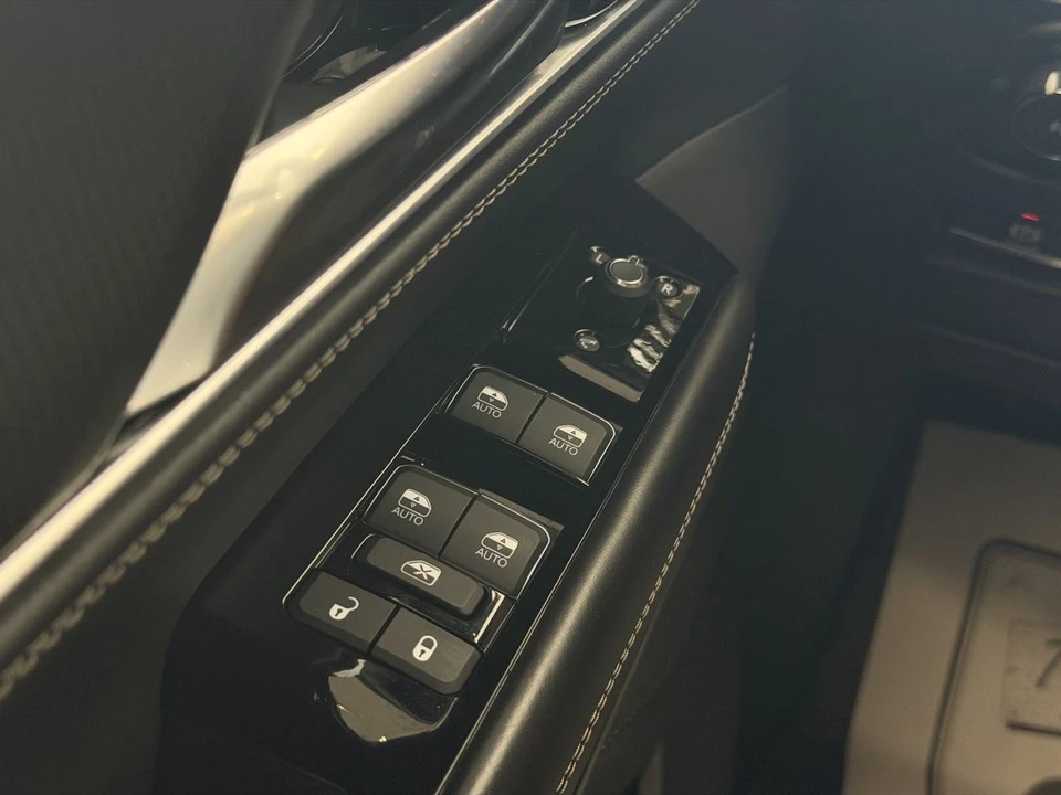 2024 Jeep WS Wagoneer - Image 30 of 31