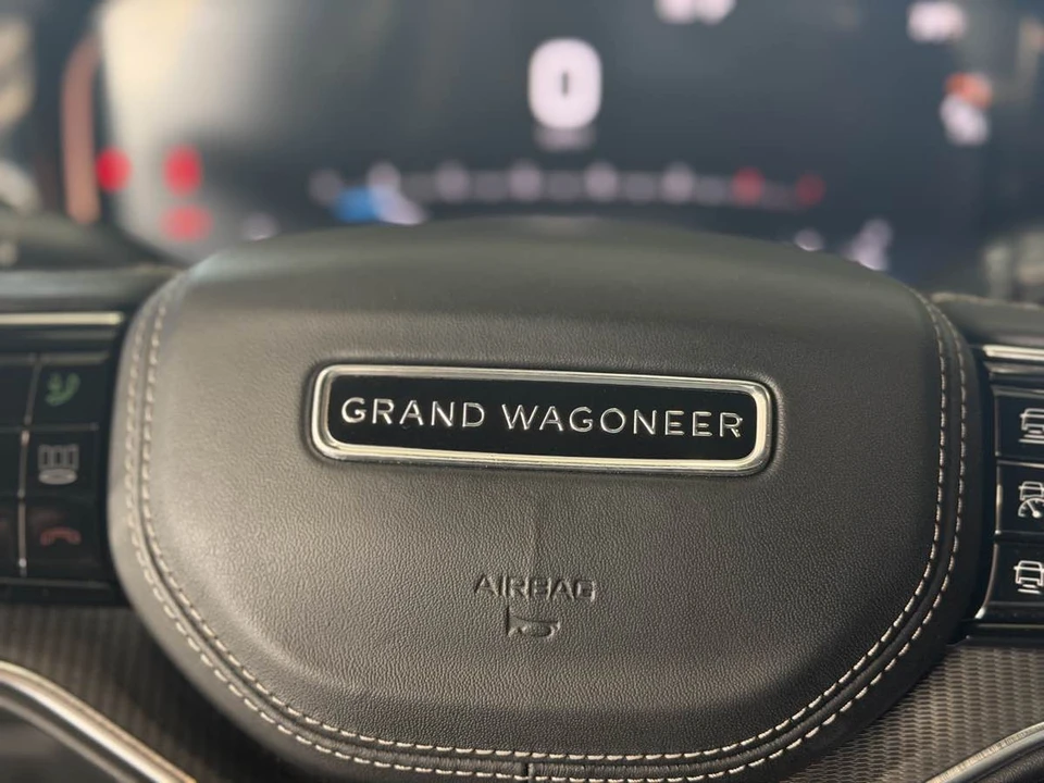 2024 Jeep WS Wagoneer - Image 25 of 31