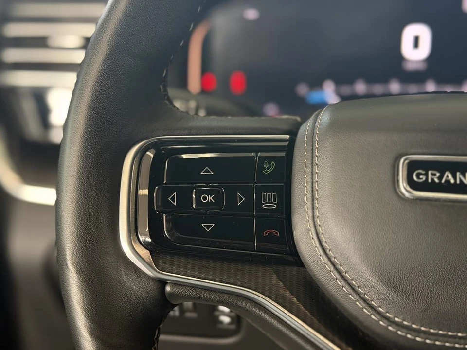 2024 Jeep WS Wagoneer - Image 24 of 31