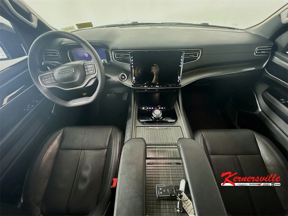 2024 Jeep WS Wagoneer - Image 10 of 21