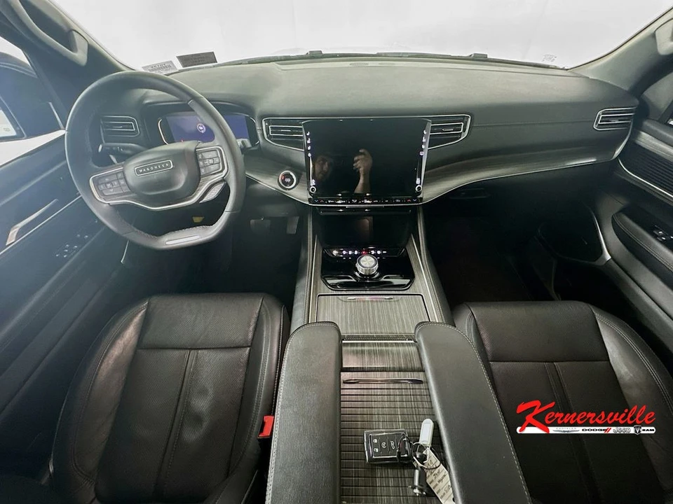 2024 Jeep WS Wagoneer - Image 10 of 12