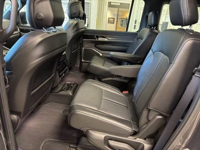 2024 Jeep WS Wagoneer - Image 10 of 13