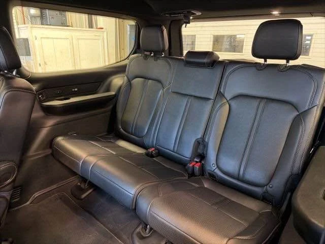 2024 Jeep WS Wagoneer - Image 12 of 13
