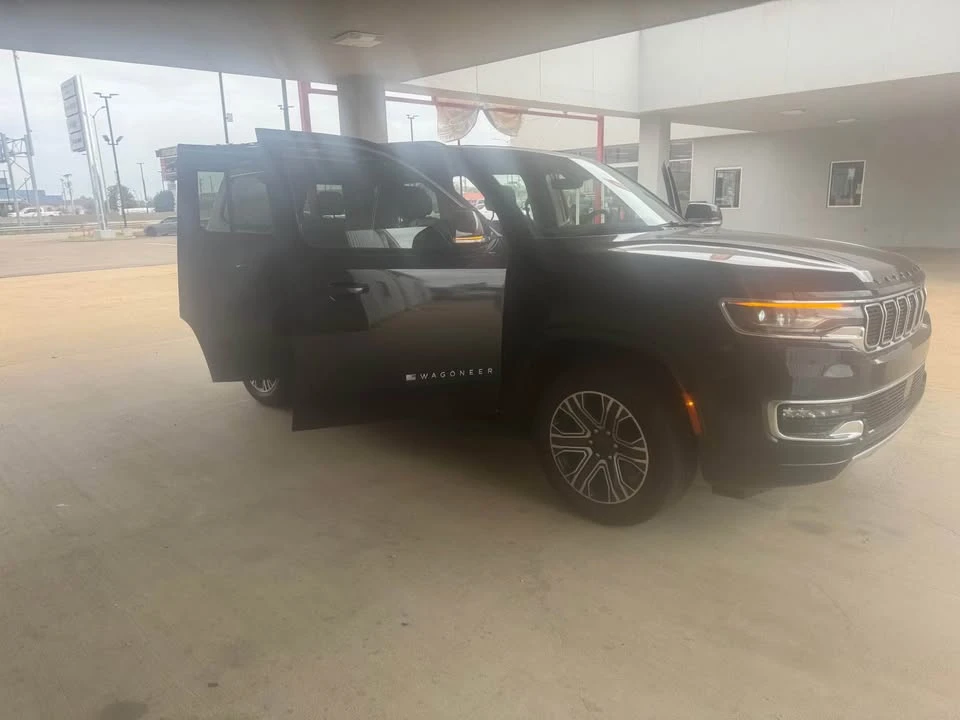 2024 Jeep WS Wagoneer - Image 2 of 12