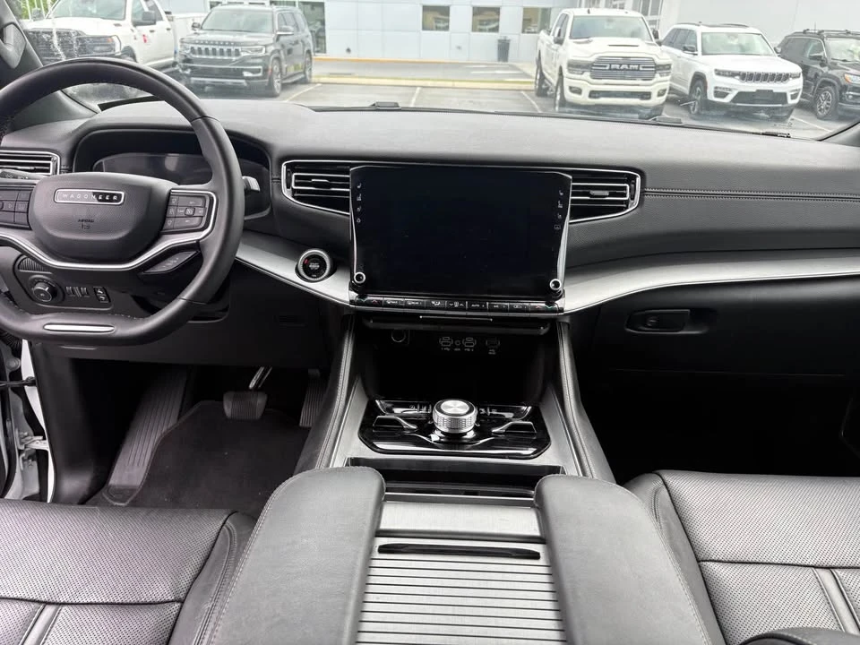 2024 Jeep WS Wagoneer - Image 16 of 19