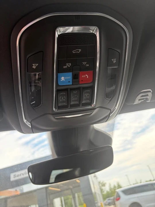 2024 Jeep WS Wagoneer - Image 15 of 15