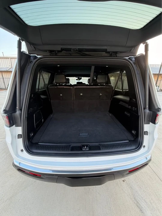 2024 Jeep WS Wagoneer - Image 11 of 16