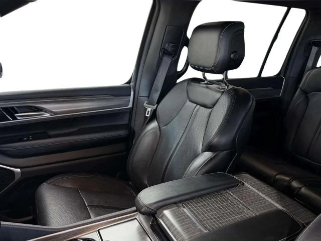 2024 Jeep WS Wagoneer - Image 16 of 29