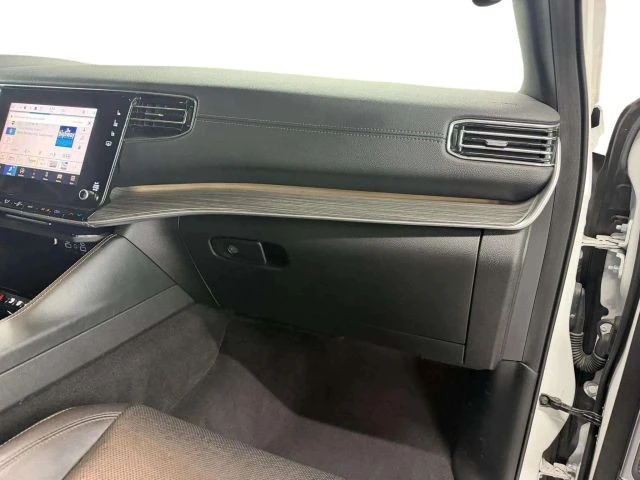 2024 Jeep WS Wagoneer - Image 25 of 31