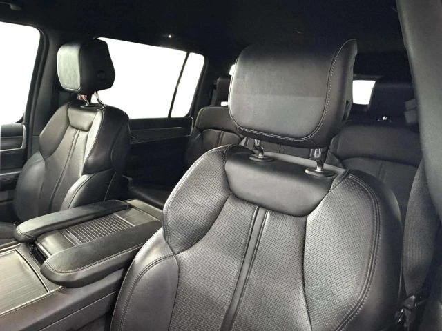 2024 Jeep WS Wagoneer - Image 15 of 31