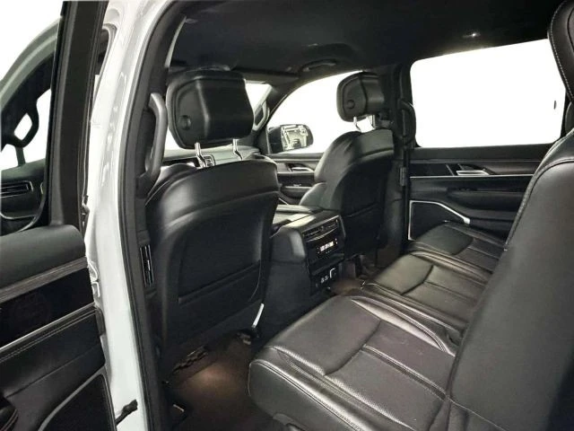 2024 Jeep WS Wagoneer - Image 16 of 31