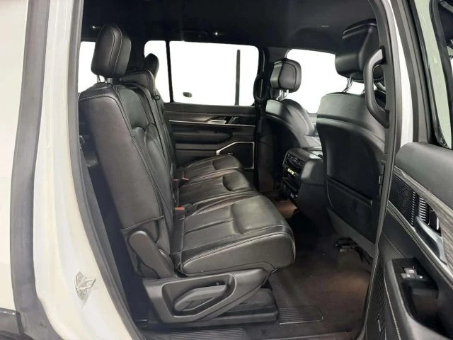 2024 Jeep WS Wagoneer - Image 12 of 31