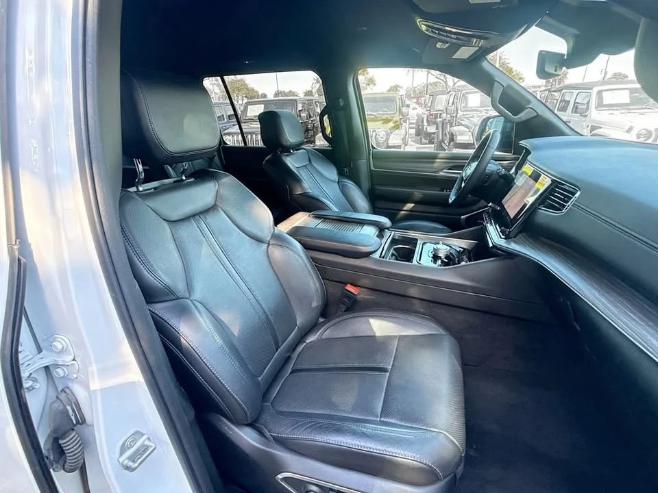2024 Jeep WS Wagoneer - Image 15 of 16