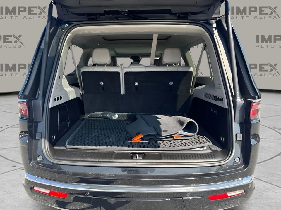 2024 Jeep WS Wagoneer - Image 26 of 31