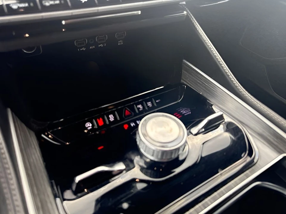 2024 Jeep WS Wagoneer - Image 16 of 31