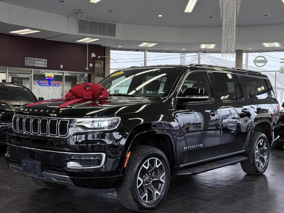 2024 Jeep WS Wagoneer - Image 17 of 31