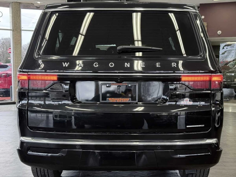 2024 Jeep WS Wagoneer - Image 10 of 31