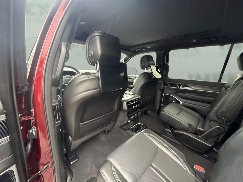 2024 Jeep WS Wagoneer - Image 8 of 21