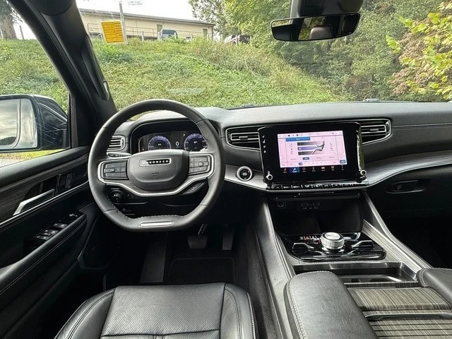 2024 Jeep WS Wagoneer - Image 10 of 12