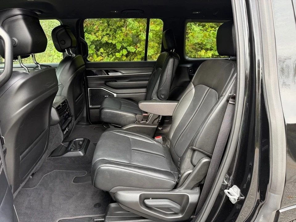 2024 Jeep WS Wagoneer - Image 17 of 21