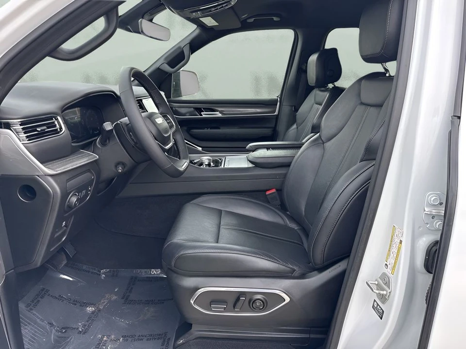 2024 Jeep WS Wagoneer - Image 9 of 31