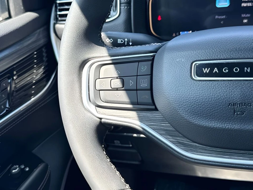 2024 Jeep WS Wagoneer - Image 17 of 31
