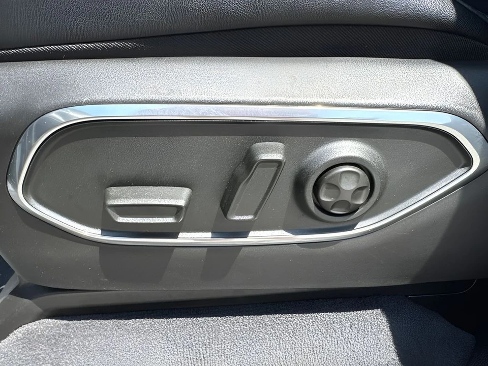 2024 Jeep WS Wagoneer - Image 10 of 31