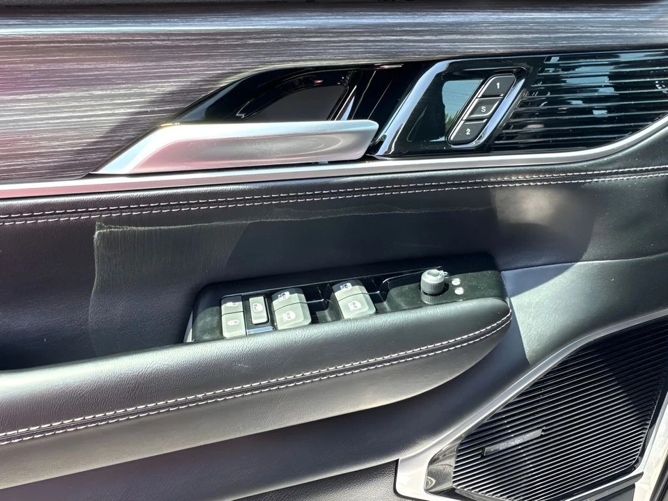 2024 Jeep WS Wagoneer - Image 29 of 31