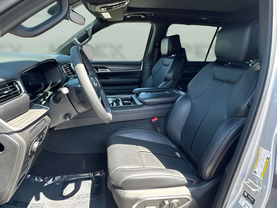 2024 Jeep WS Wagoneer - Image 9 of 31