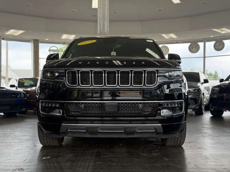 2024 Jeep WS Wagoneer - Image 16 of 31