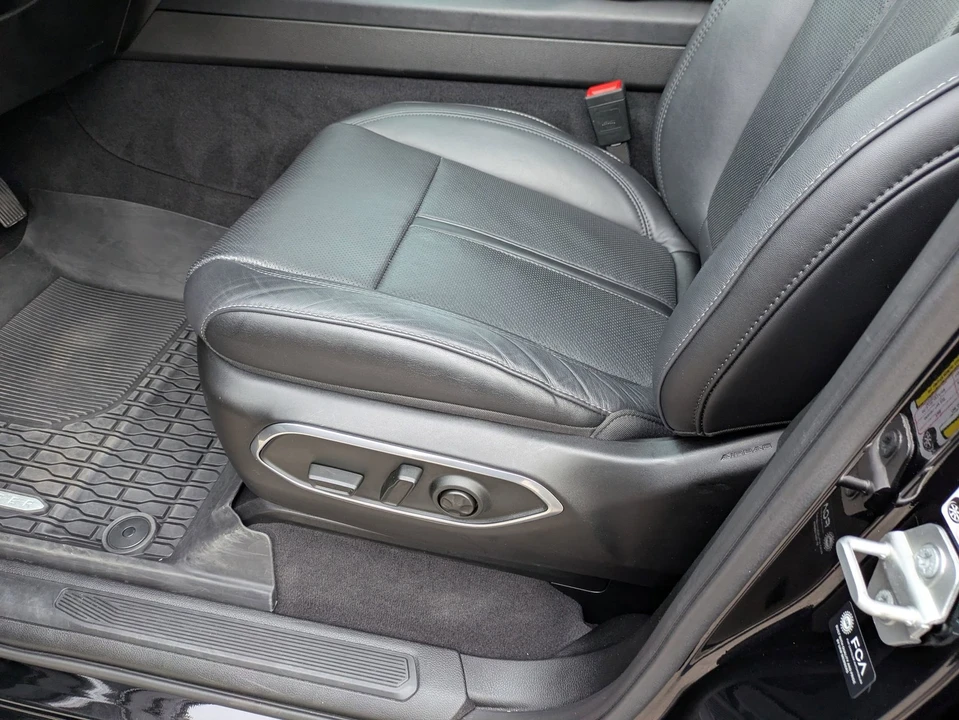 2024 Jeep WS Wagoneer - Image 13 of 21