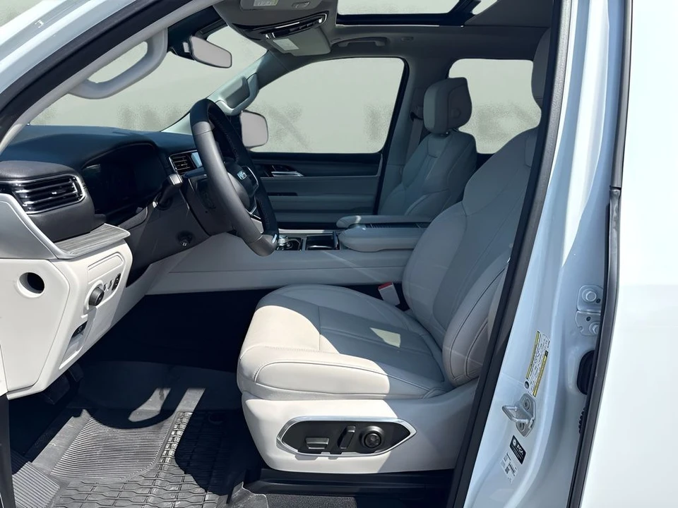 2024 Jeep WS Wagoneer - Image 9 of 31