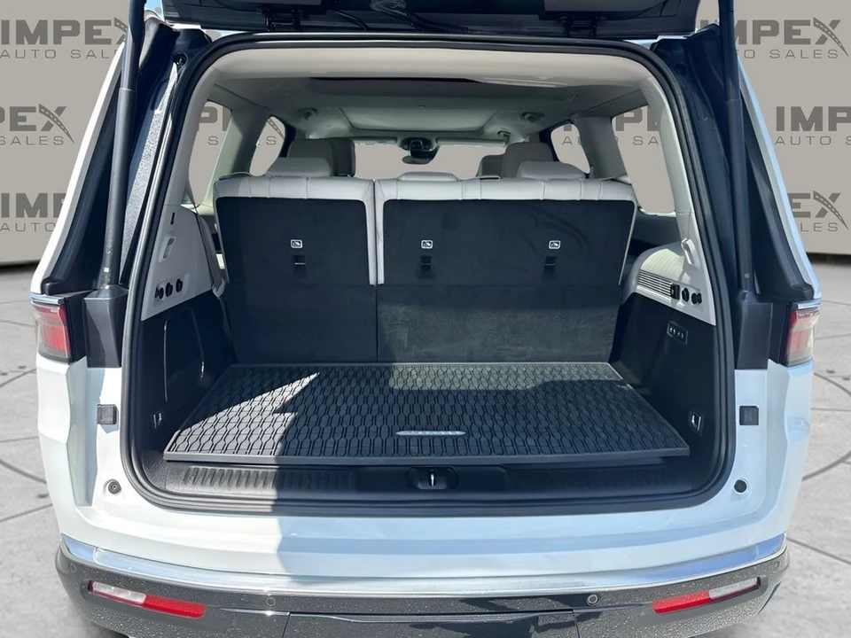 2024 Jeep WS Wagoneer - Image 30 of 31