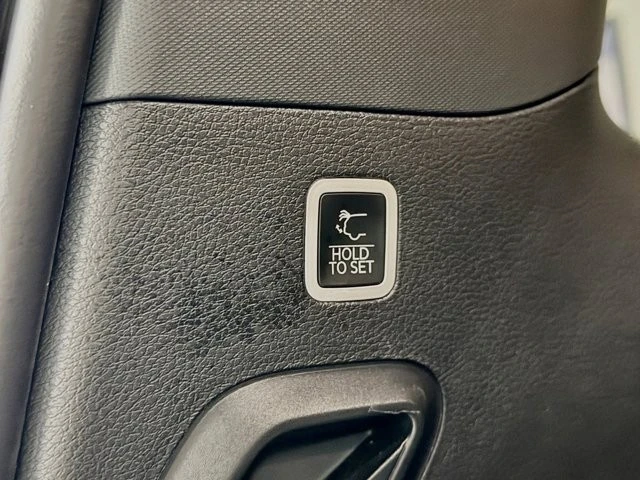 2024 Jeep WS Wagoneer - Image 16 of 31