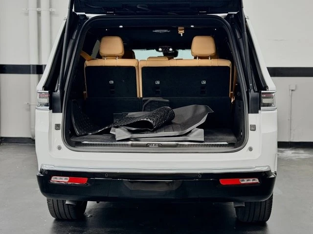 2024 Jeep WS Wagoneer - Image 15 of 31