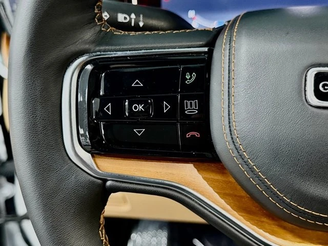 2024 Jeep WS Wagoneer - Image 28 of 31