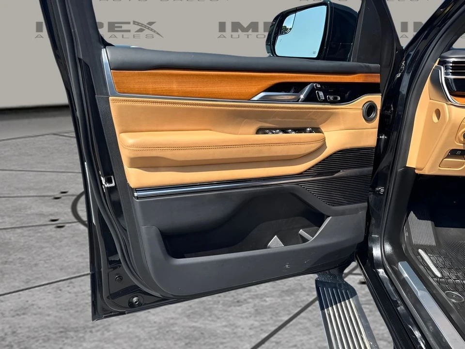 2024 Jeep WS Wagoneer - Image 26 of 31