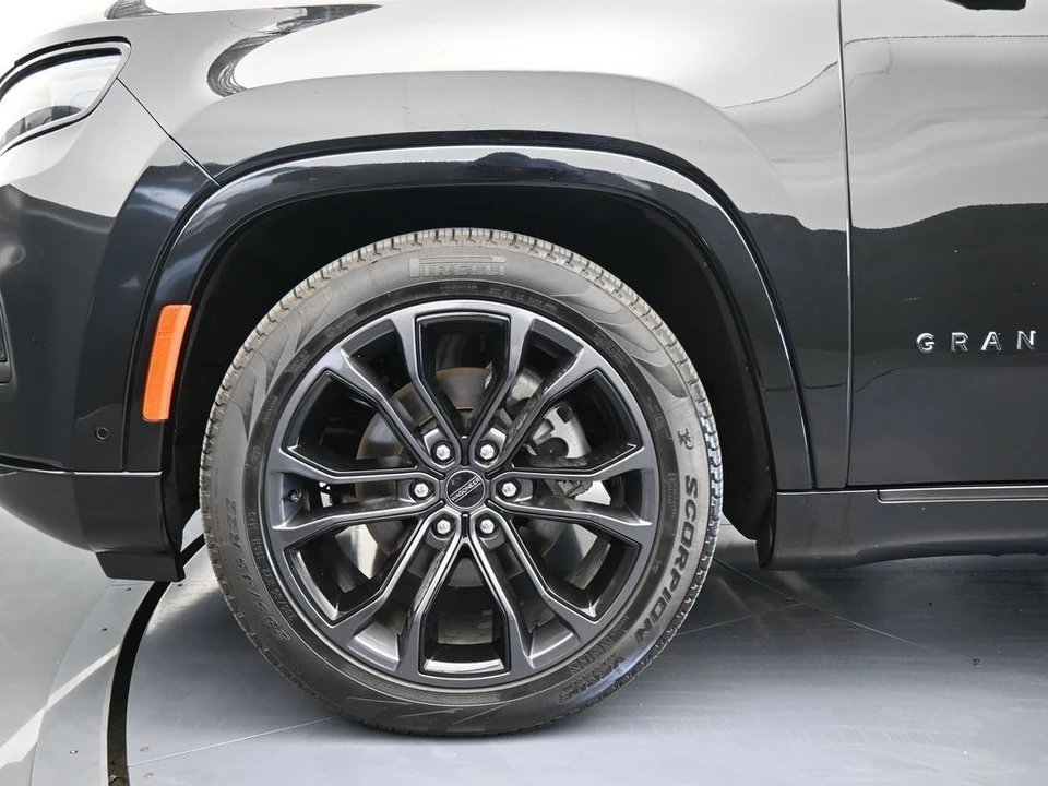 2024 Jeep WS Wagoneer - Image 10 of 12